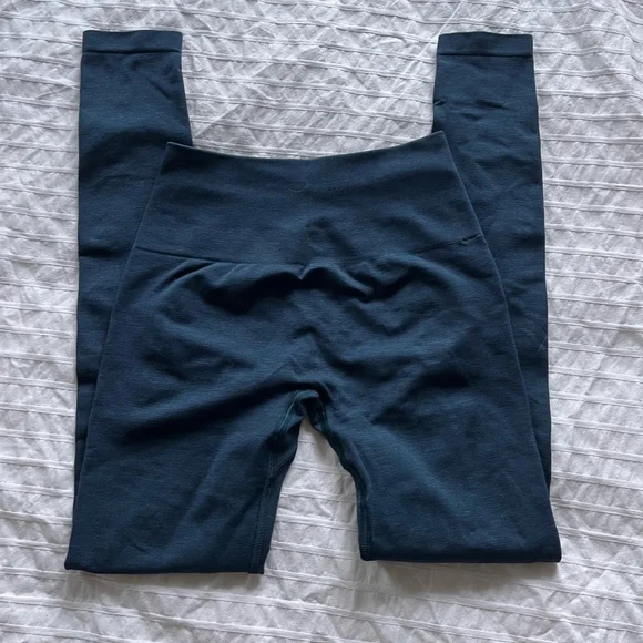 NWOT Alphalete Seamless Scrunch Butt Lift Contour Leggings - Picture 3 of 3